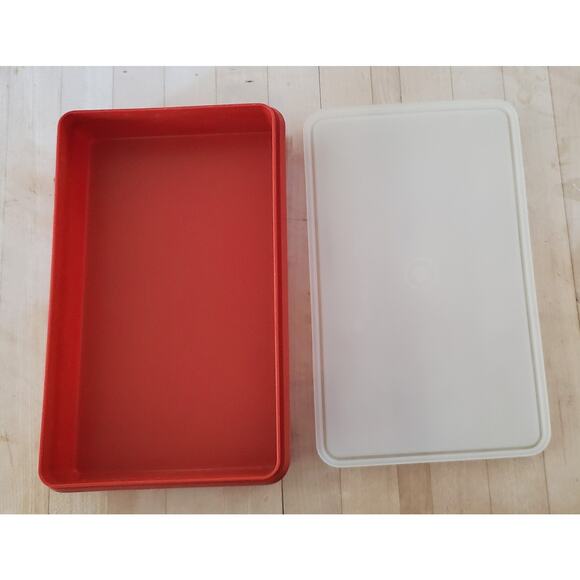 Vintage Tupperware 794-12 Deli Bacon Food Storage Container Orange - 11" x 7" - Picture 1 of 4